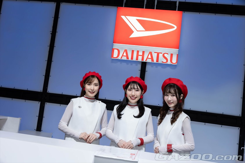 ダイハツブースコンパニオン ジャパンモビリティーショー2023