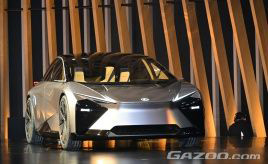 レクサス 未来に向けて3つの領域での根本的な変革を説明・・・ジャパンモビリティショー2023