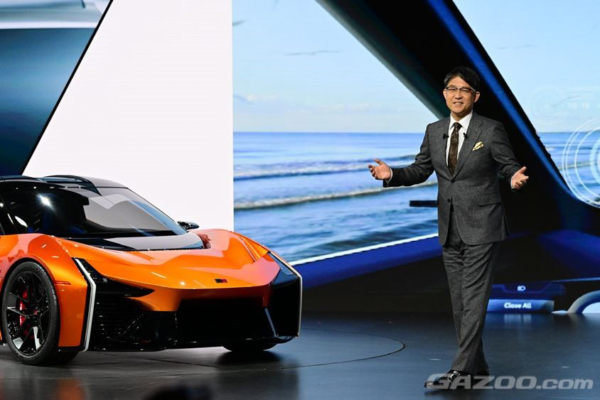 トヨタブース 佐藤社長とFT-3e　ジャパンモビリティショー2023