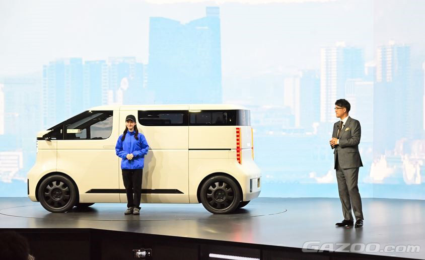 トヨタブース KAYOIBAKO（カヨイバコ）ジャパンモビリティショー2023