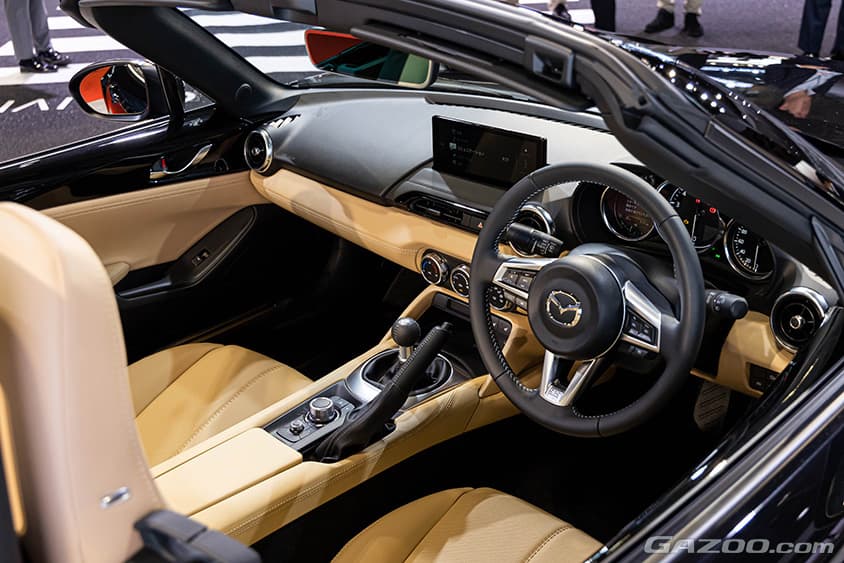 ジャパンモビリティショー2023　マツダブース　マツダ ロードスター S Leather Package V Selection