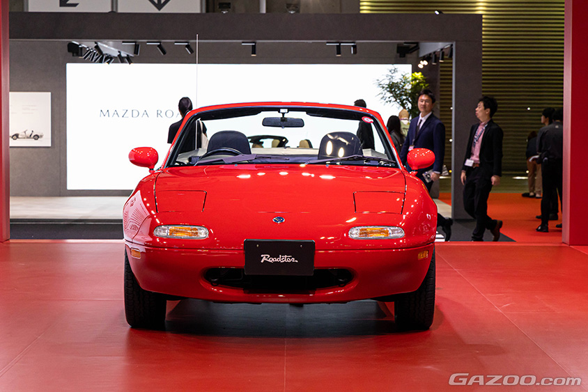 ジャパンモビリティショー2023　マツダブース　ユーノスロードスター