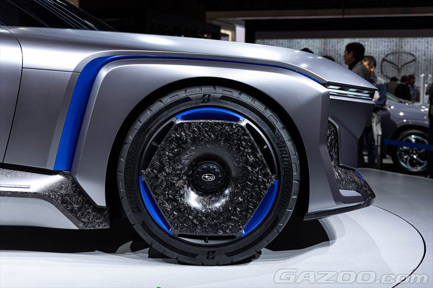 スバル ブース　SUBARU SPORT MOBILITY Concept　ジャパンモビリティーショー2023