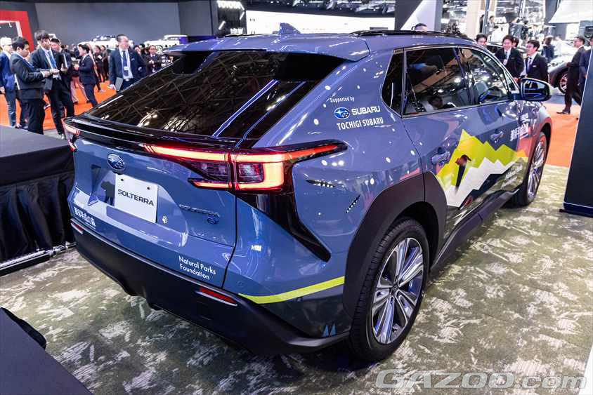 スバル ブース　ソルテラ　「ET-HS」 改良モデル　ジャパンモビリティーショー2023