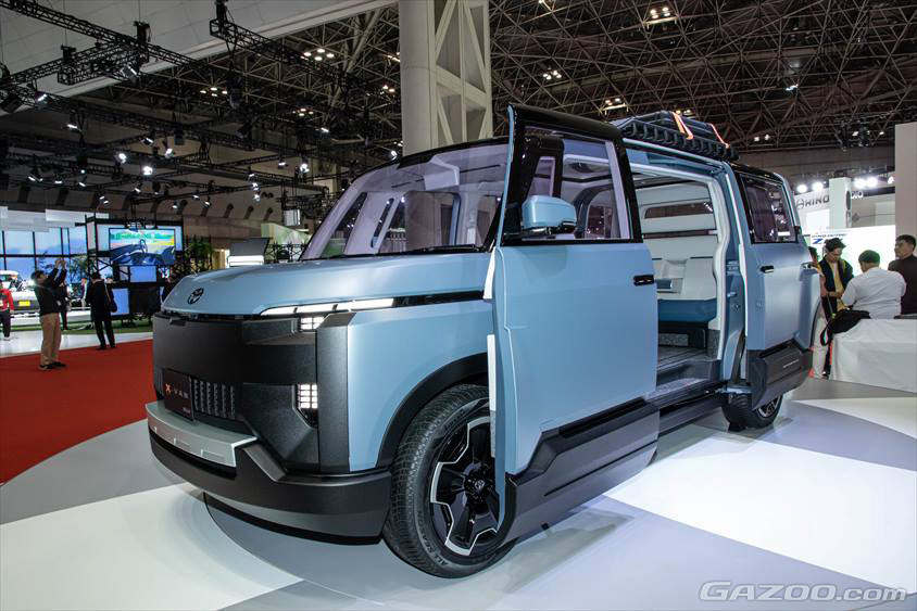 ジャパンモビリティショー2023　トヨタ車体ブース　X-VAN GEAR CONCEPT(クロスバン ギア コンセプト)