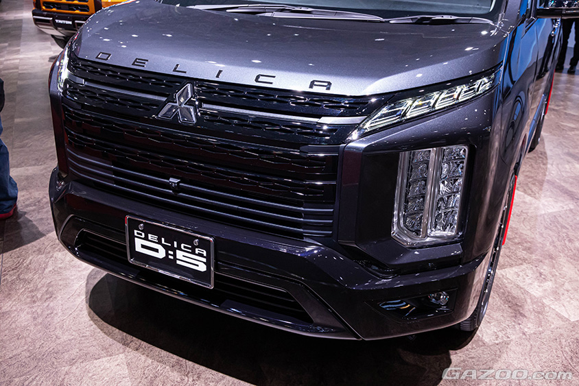 ジャパンモビリティショー2023 三菱自動車ブース　デリカD:5