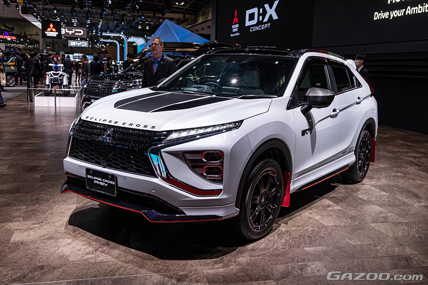 ジャパンモビリティショー2023 三菱自動車ブース　エクリプス クロスPHEV