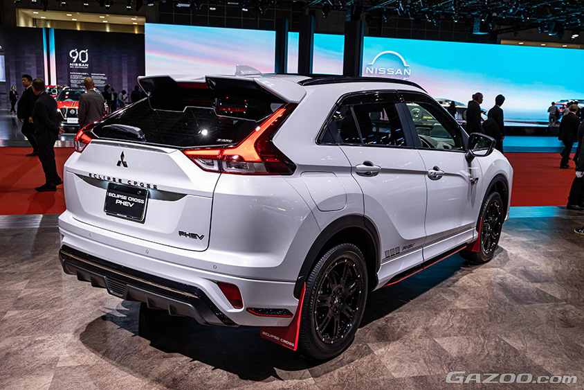 ジャパンモビリティショー2023 三菱自動車ブース　エクリプス クロスPHEV