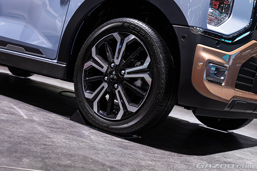 ジャパンモビリティショー2023　三菱自動車ブース eKクロス EV