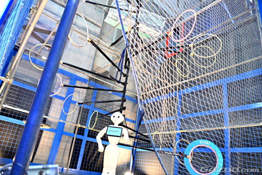 ドローンの視点体験用に実際にドローンを飛ばしているコース（ジャパンモビリティショー2023　Tokyo Future Tour）