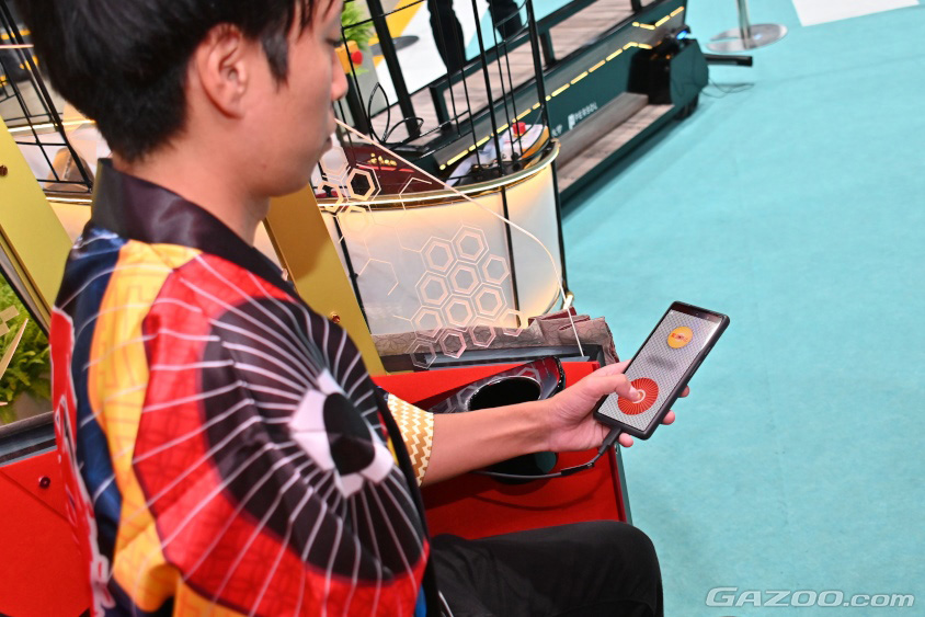 トヨタが開発した「&brella(アンブレラ)」の操縦はスマートフォン（ジャパンモビリティショー2023　Tokyo Future Tour）