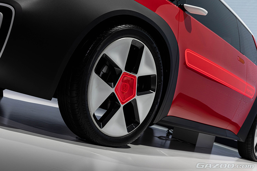 ジャパンモビリティショー2023 ホンダ ブース SUSTAINA-C Concept（サステナ・シー コンセプト）