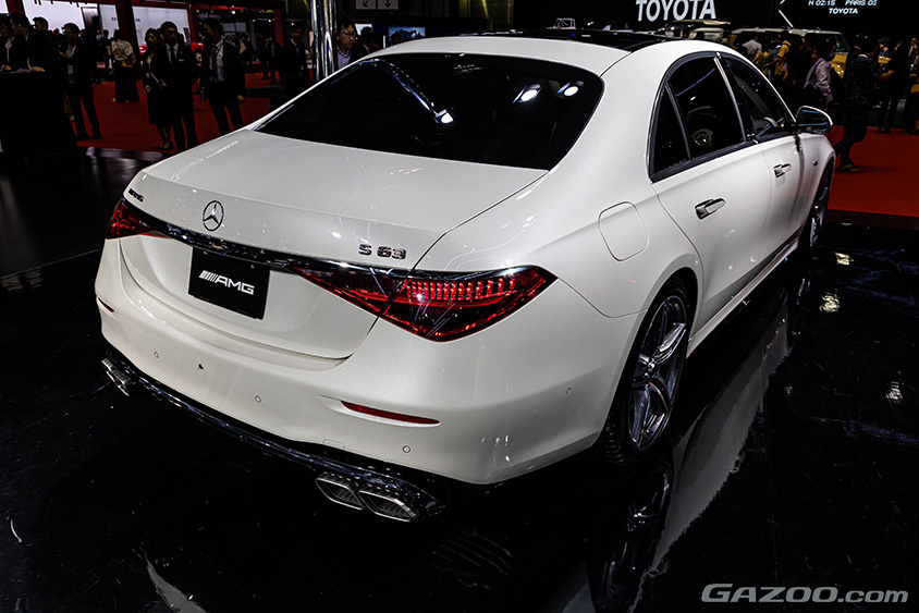 ジャパンモビリティショー2023 メルセデスベンツブース　Mercedes-AMG S 63 E PERFORMANCE
