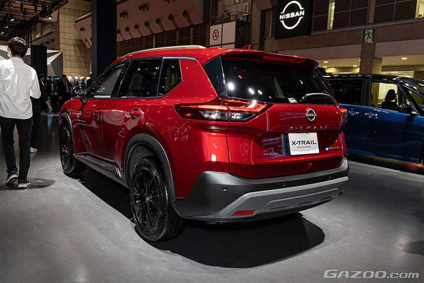 ジャパンモビリティショー2023 日産ブース　エクストレイル 90周年記念車