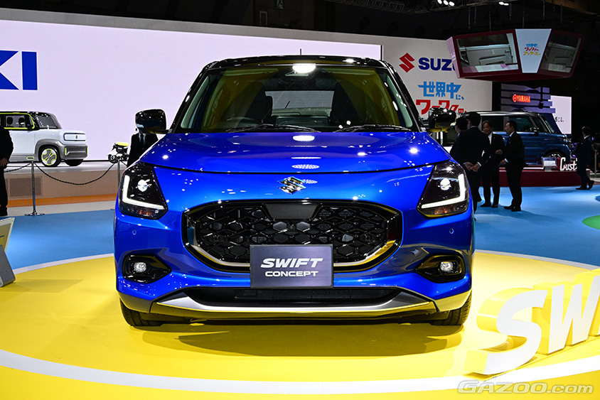 ジャパンモビリティショー2023　スズキブース　スイフト コンセプト
