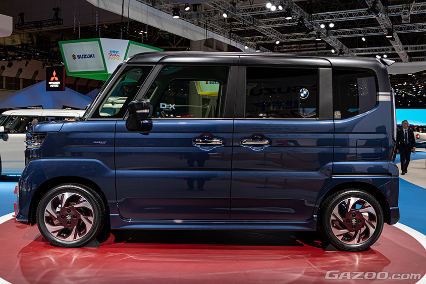 ジャパンモビリティショー2023　スズキブース　スペーシア カスタム コンセプト