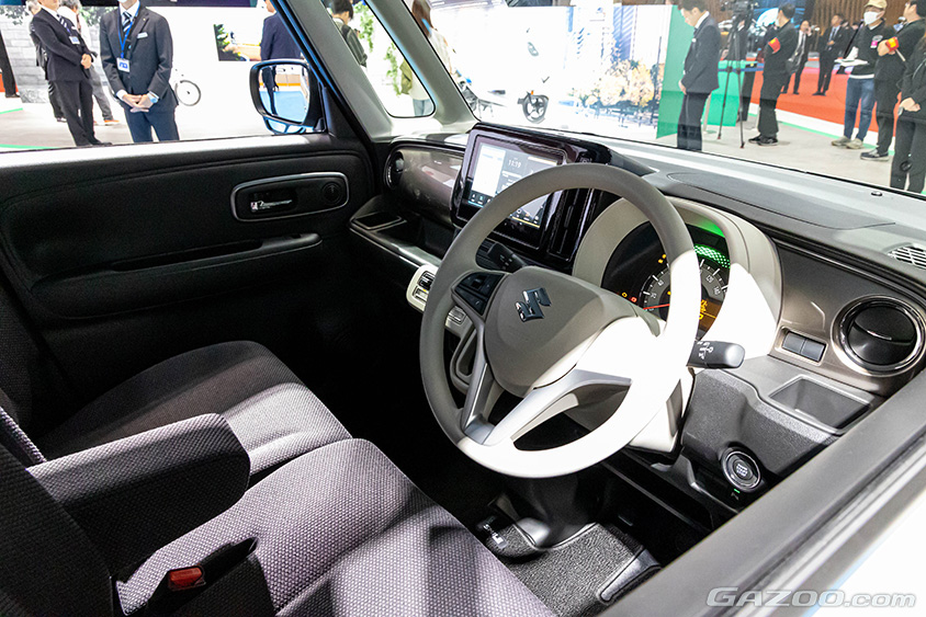 ジャパンモビリティショー2023　スズキブース　スズキ ワゴンRスマイル