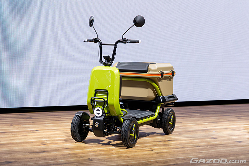 ジャパンモビリティショー2023　スズキブース SUZU-RIDE