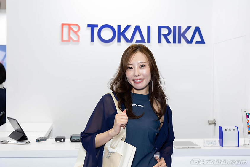 ジャパンモビリティショー2023 東海理化ブース コンパニオン