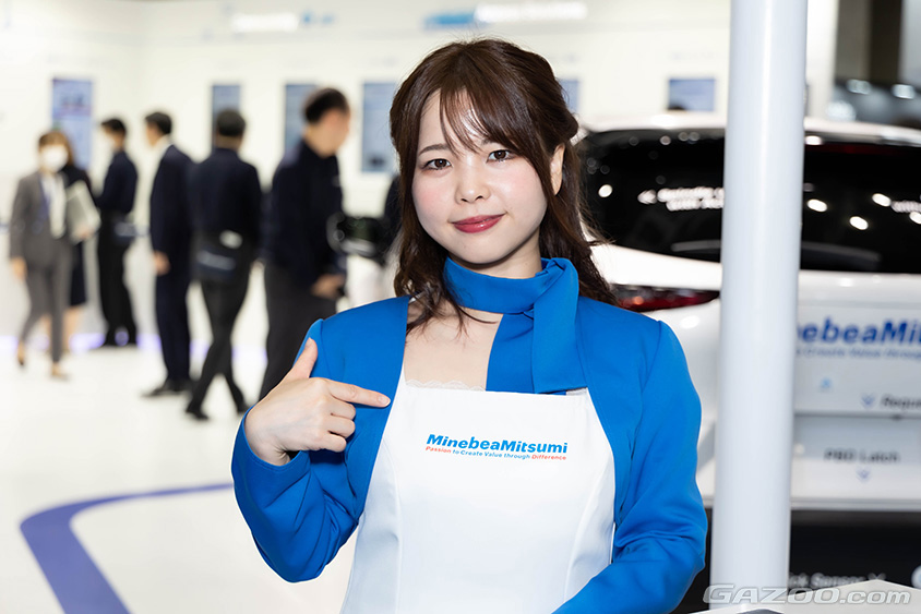ジャパンモビリティショー2023 ミネベアミツミブース コンパニオン