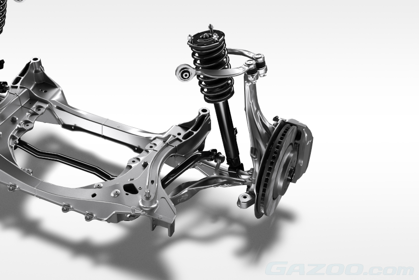 クラウンセダンのマルチリンクサスペンション（フロント） Crown (Sedan type)