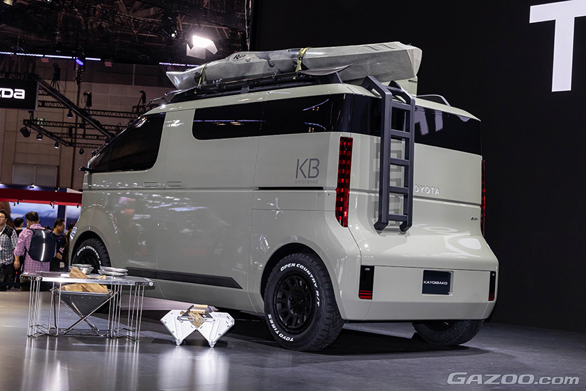 ジャパンモビリティショー2023 トヨタ ブース　モビリティの未来を実現するコンセプトモデル「KAYOIBAKO」