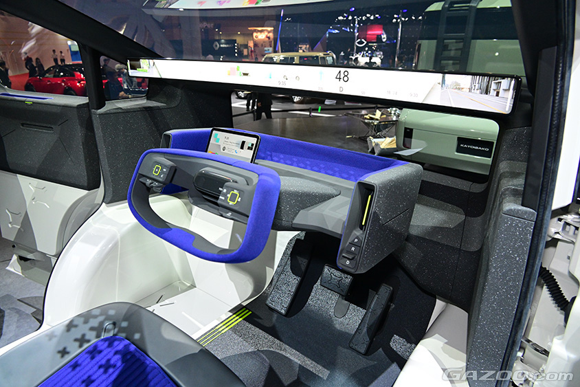 ジャパンモビリティショー2023 トヨタ ブース　モビリティの未来を実現するコンセプトモデル「KAYOIBAKO」