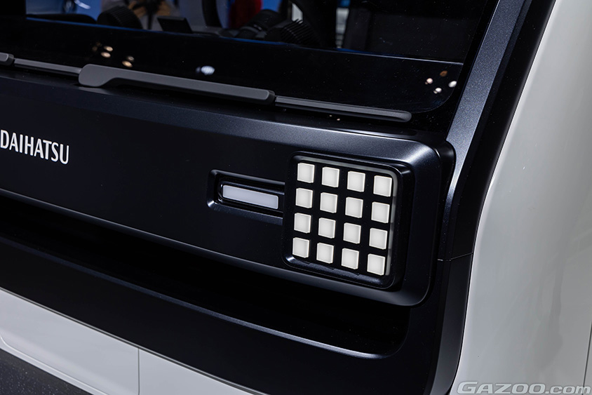 ジャパンモビリティショー2023 ダイハツブース　UNIFORM CARGO