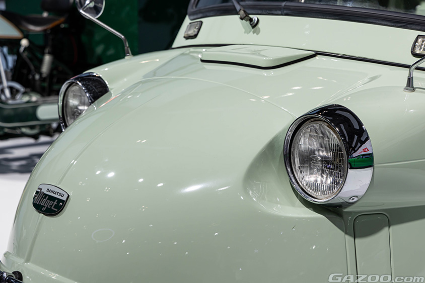 ジャパンモビリティショー2023 ダイハツブース　軽三輪トラック「ミゼット」