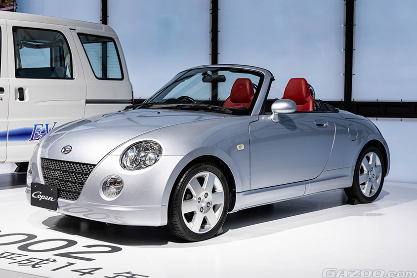 ジャパンモビリティショー2023 ダイハツブース　コペン