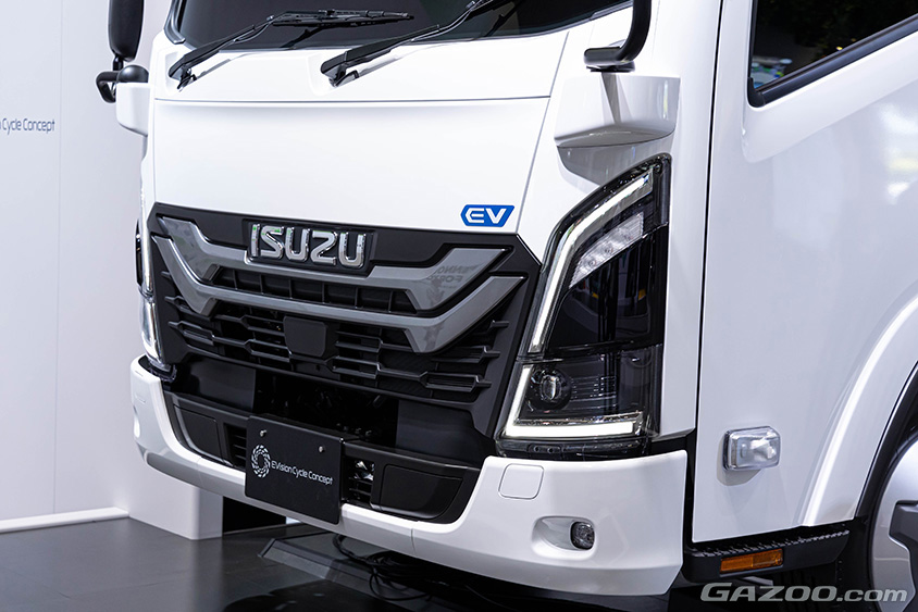 ジャパンモビリティショー2023 いすゞ　EvisionCycle コンセプト