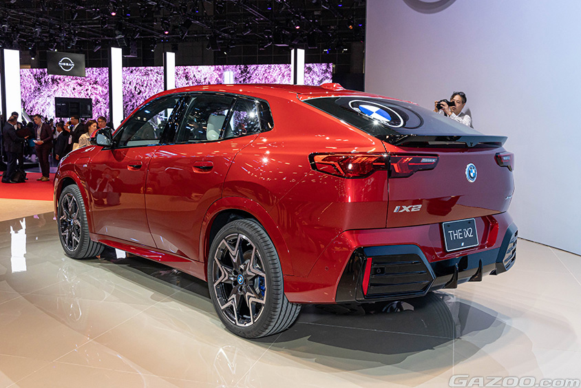 ジャパンモビリティショー2023 New BMW Ix2