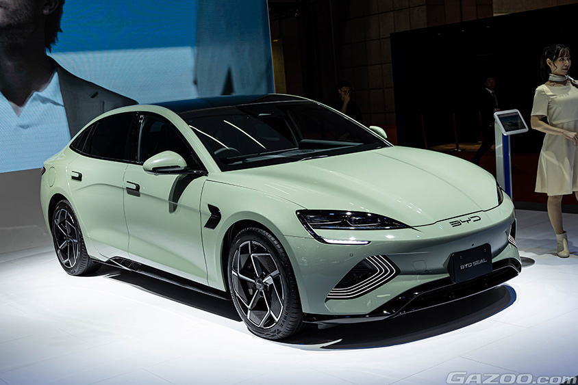 ジャパンモビリティショー2023 BYD SEAL