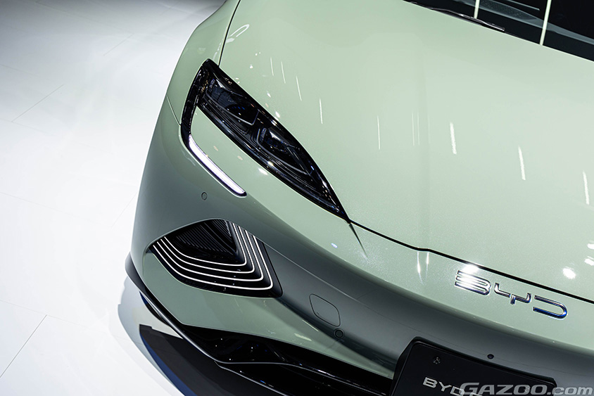 ジャパンモビリティショー2023 BYD SEAL