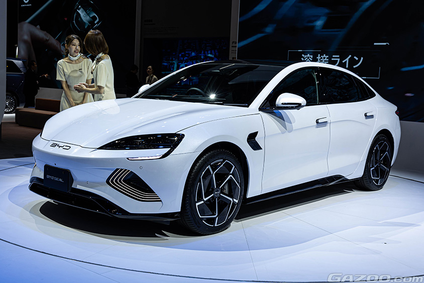ジャパンモビリティショー2023 BYD SEAL