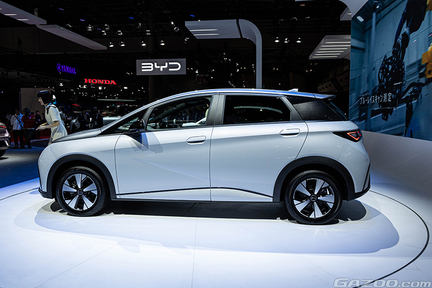 ジャパンモビリティショー2023 BYD DOLPHIN