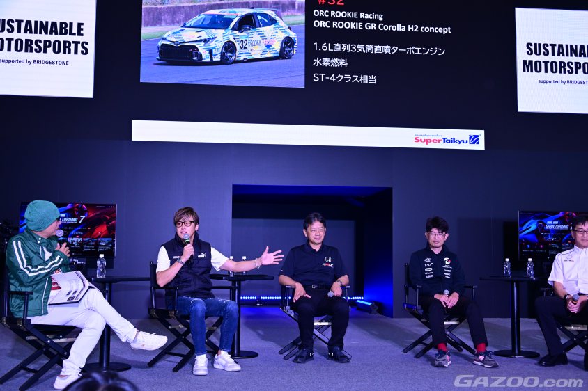 ジャパンモビリティショー　スーパー耐久トークショー　ピストン西沢氏、トヨタ佐々木雅弘選手、日産岡留康文氏、マツダの寺川和紘