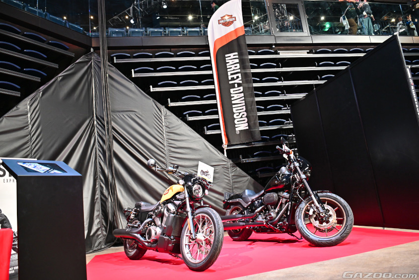 オキナワモーターショー　ハーレーダビッドソンのブース