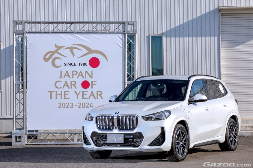 インポート・カー・オブ・ザ・イヤーのBMW X1