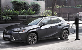 新型レクサスUXを発表 BEVは充電性能向上、HEVは燃費26.3KM/Lを実現