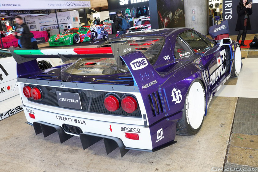 アンヴェールで登場したのは、なんと“ちびF40”だった！…東京