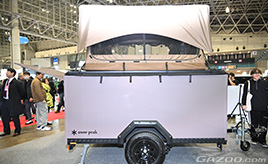 スノーピークのテント付きカーゴトレーラは4人でくつろげる広さ･･･東京オートサロン2024