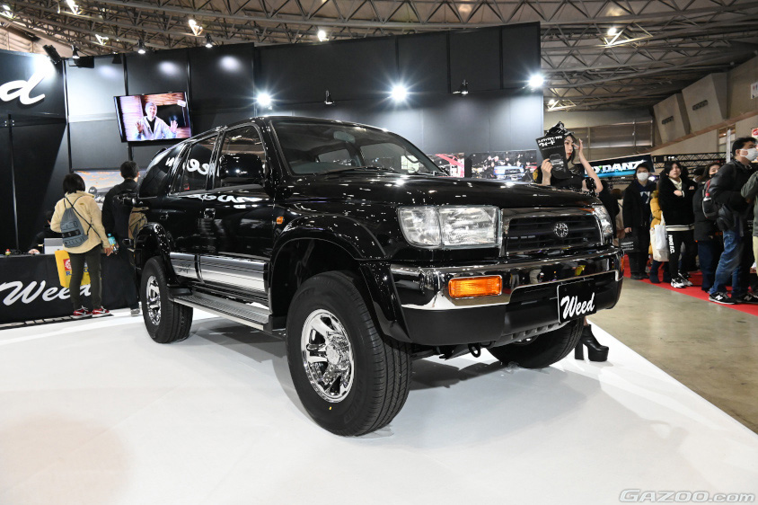 トヨタ・ハイラックスサーフ＠ウィードブース