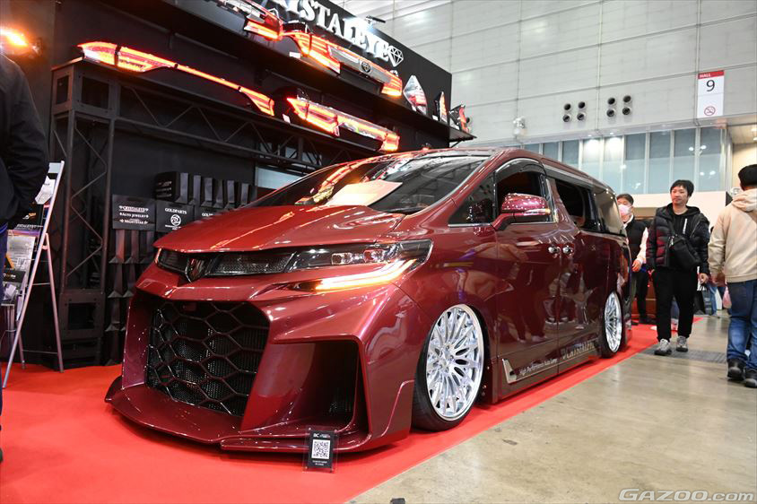 アルファード／クリスタルアイ