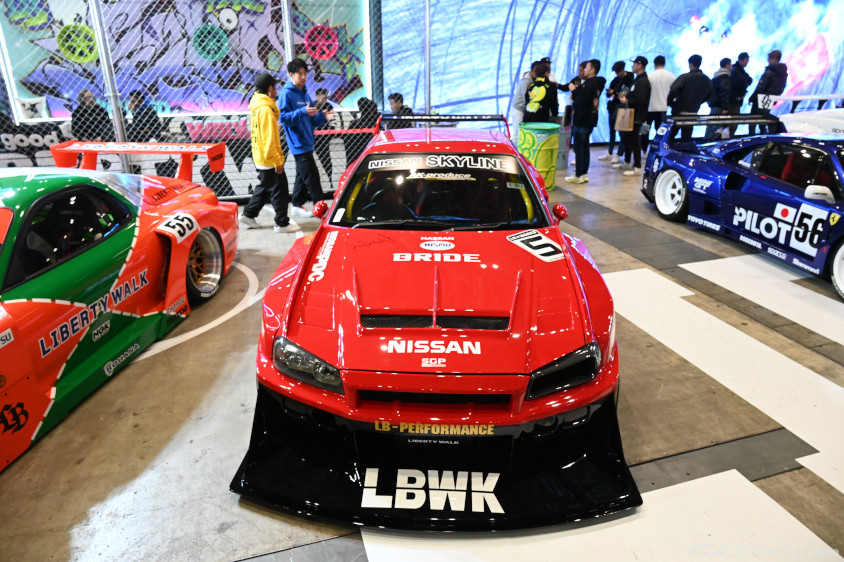 リバティーウォークのLB-ER34 スーパーシルエットスカイラインのフロント　東京オートサロン2024