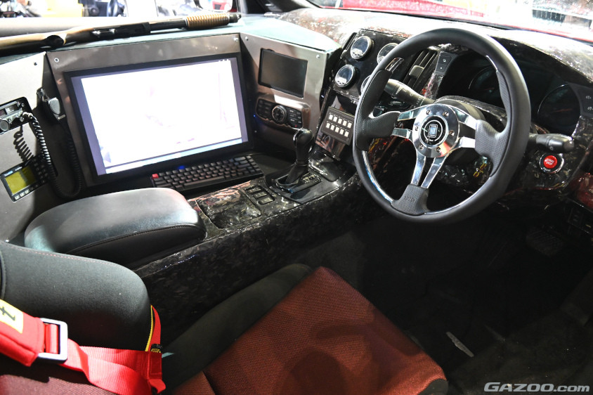 国際情報工科自動車大学校「WiZ CONCEPT X Ⅷ」のインテリア　東京オートサロン2024