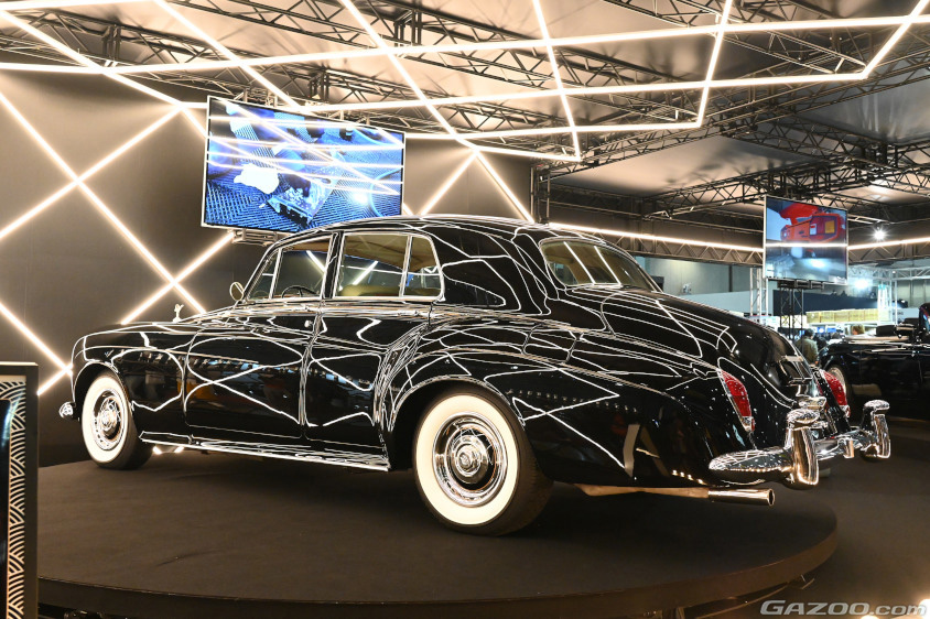 ロールスロイスのシルバークラウドⅢ 1965年イヤーモデル