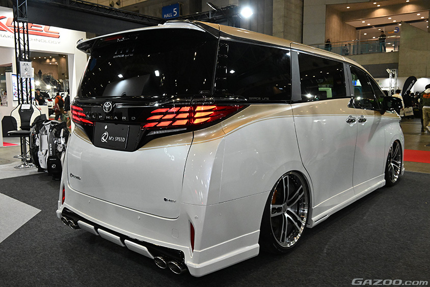東京オートサロン2024 GRACE LINE　ALPHARD