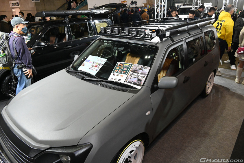 ローダウン仕様のアームスの「PLAY-BOX」