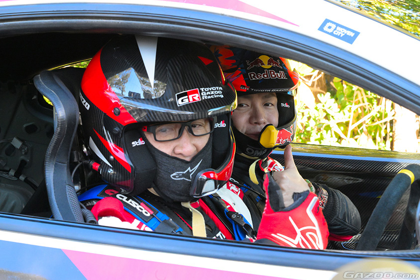 東京オートサロン2024 TGRのラリーカーのデモランでモリゾウ選手と勝田貴元選手のGRヤリス デモラン スタート前